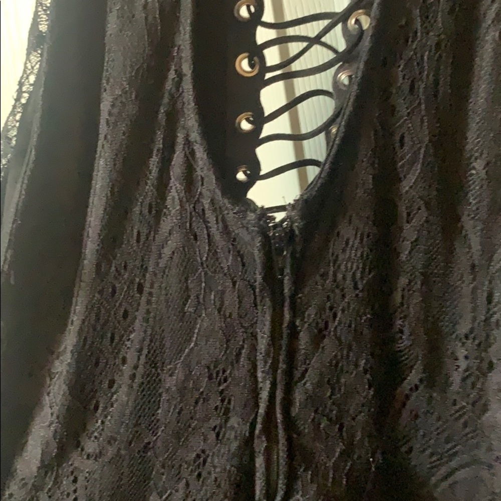 Charlotte Ruse dress - Picture 4 of 8